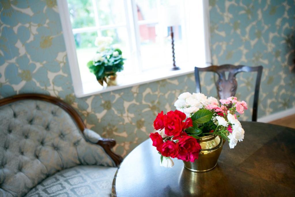 Hem Till Garden Boutique Hotel Vasteras Room photo