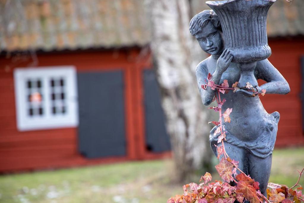 Hem Till Garden Boutique Hotel Vasteras Exterior photo