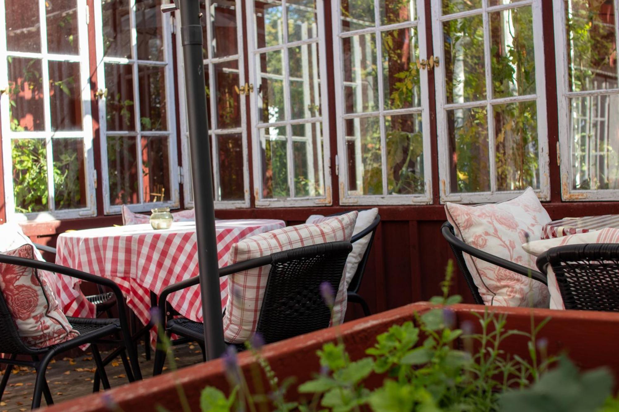 Hem Till Garden Boutique Hotel Vasteras Exterior photo