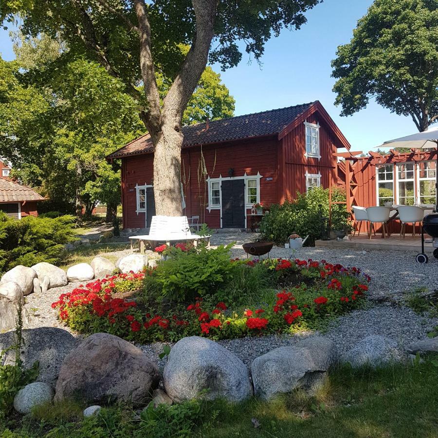 Hem Till Garden Boutique Hotel Vasteras Exterior photo